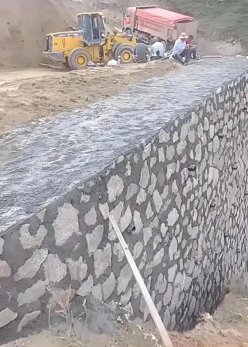 张家口下花园区边坡加固